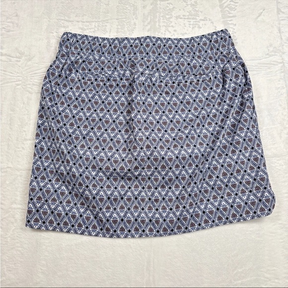 Athleta Midtown Stretch Women’s Skort - Picture 5 of 11